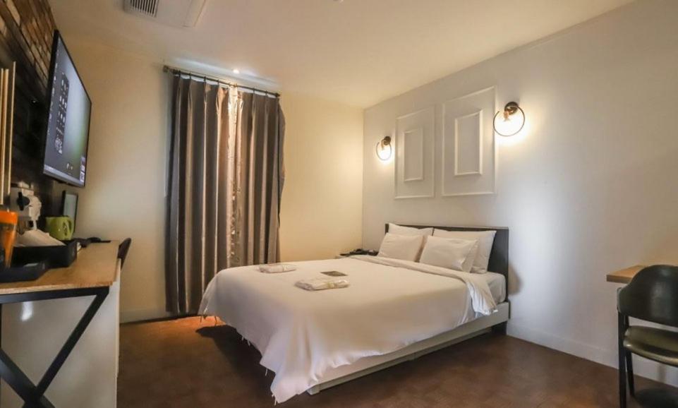 Avenue Hotel Йонін Екстер'єр фото